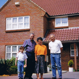 Sami at Prospect Close with cousins